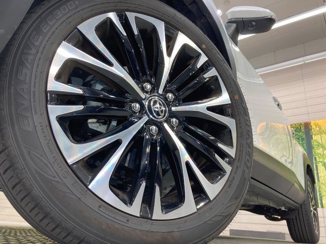 TOYOTA YARIS CROSS 2024