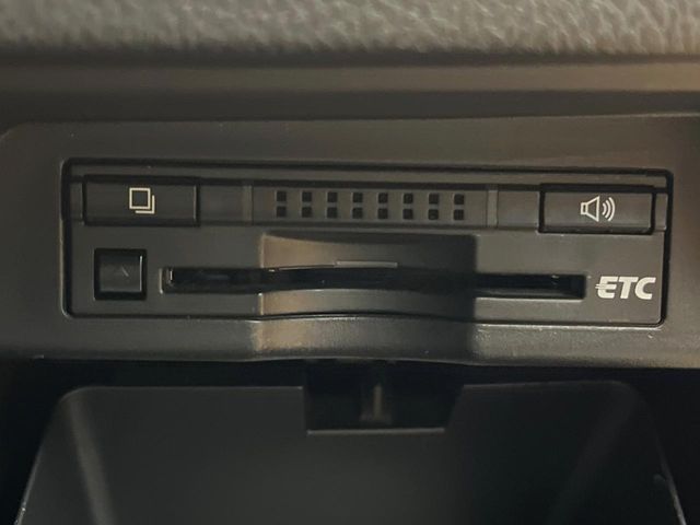 TOYOTA VOXY 4WD 2013