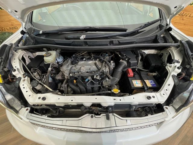 TOYOTA VOXY 4WD 2013