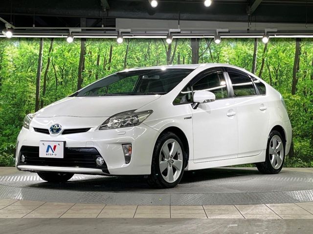 TOYOTA PRIUS 2012