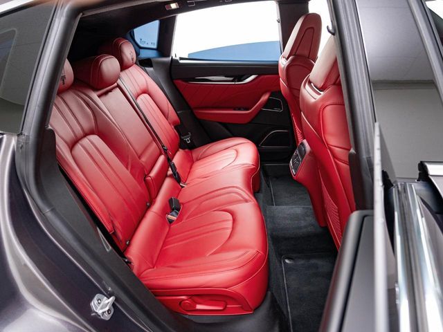 MASERATI MASERATI Levante 2021