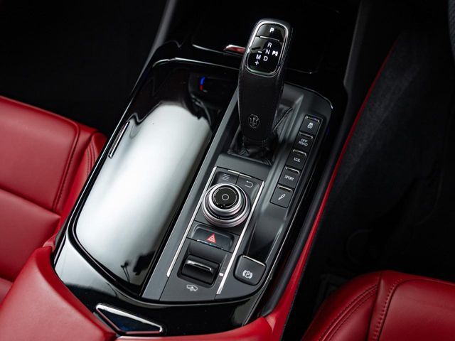 MASERATI MASERATI Levante 2021