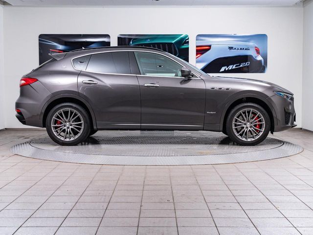 MASERATI MASERATI Levante 2021