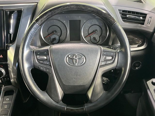 TOYOTA VELLFIRE 2017
