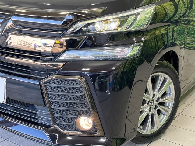 TOYOTA VELLFIRE 2017