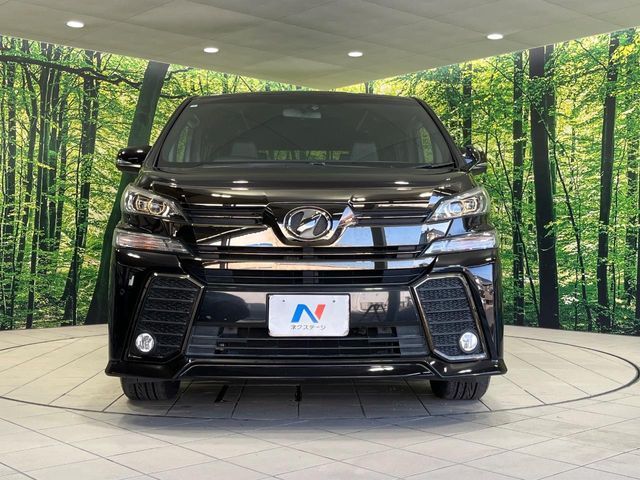 TOYOTA VELLFIRE 2017