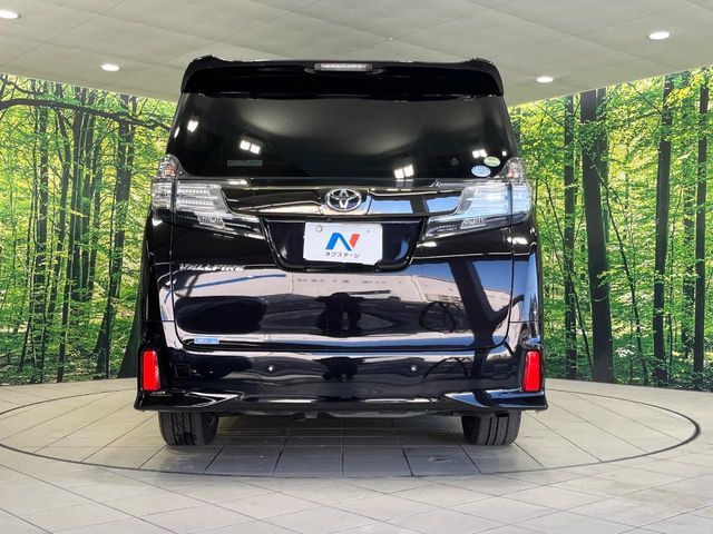 TOYOTA VELLFIRE 2017