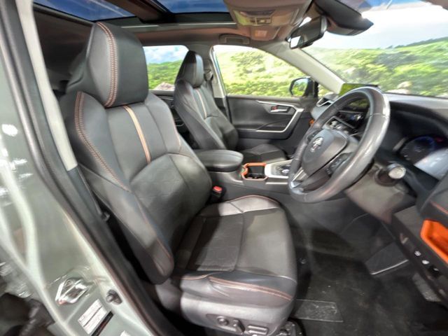 TOYOTA RAV4 4WD 2024