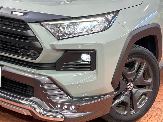 TOYOTA RAV4 4WD 2024