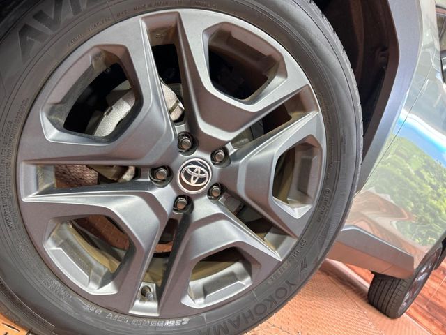 TOYOTA RAV4 4WD 2024