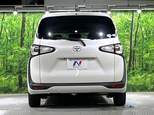 TOYOTA SIENTA 2016