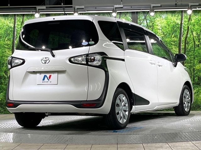 TOYOTA SIENTA 2016
