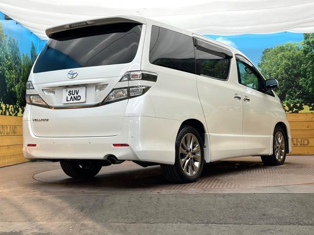 TOYOTA VELLFIRE 2010