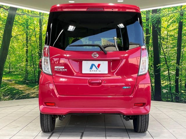 NISSAN DAYZ ROOX 2014