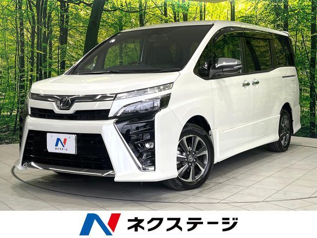 TOYOTA VOXY 2019