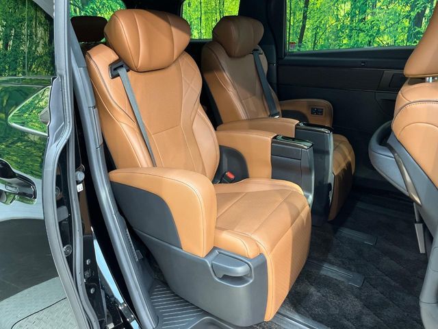 TOYOTA VELLFIRE  HYBRID 2024