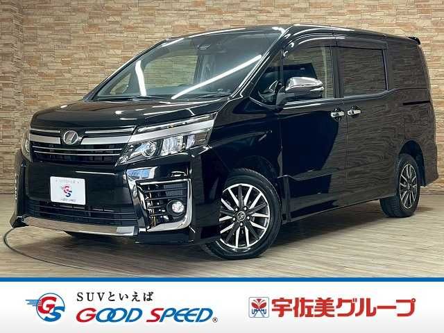 TOYOTA VOXY 4WD 2017