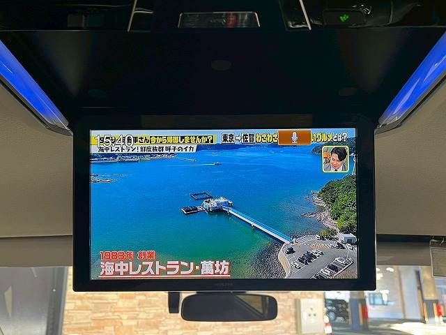 TOYOTA VOXY 4WD 2017