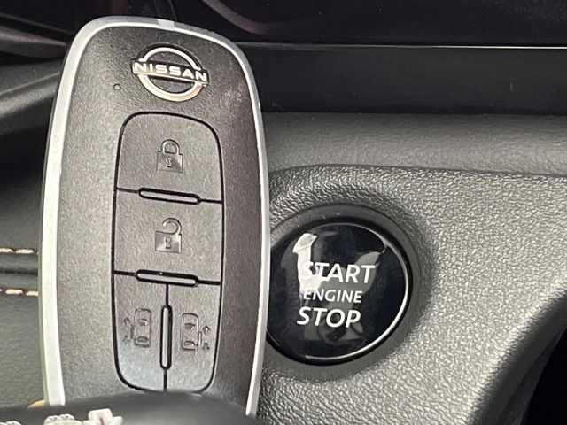 NISSAN SERENA  WG 2025