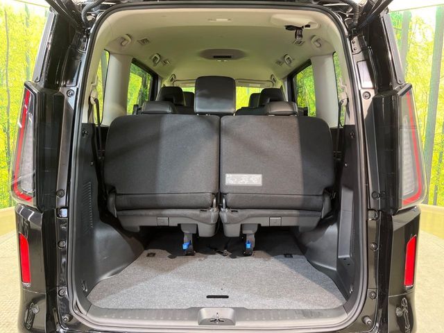 NISSAN SERENA  WG 2025