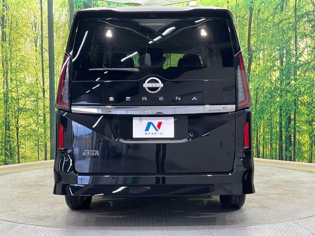 NISSAN SERENA  WG 2025