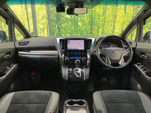 TOYOTA ALPHARD 4WD 2020