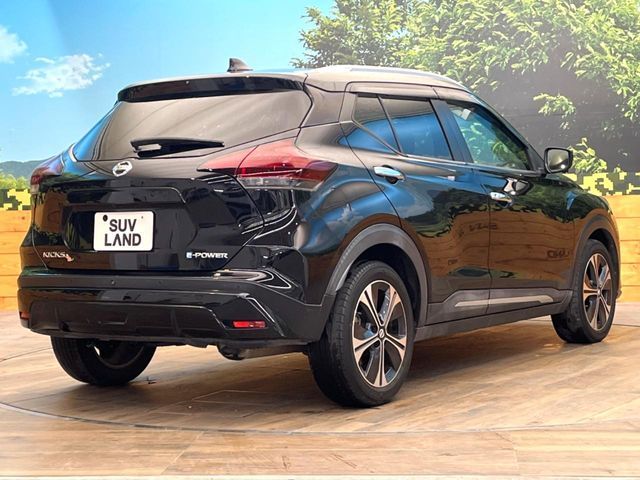 NISSAN KICKS 2020