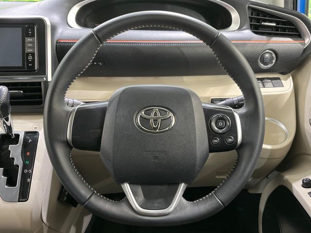 TOYOTA SIENTA 2015