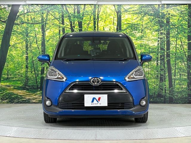 TOYOTA SIENTA 2015