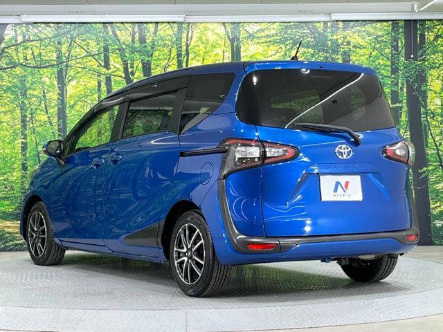 TOYOTA SIENTA 2015