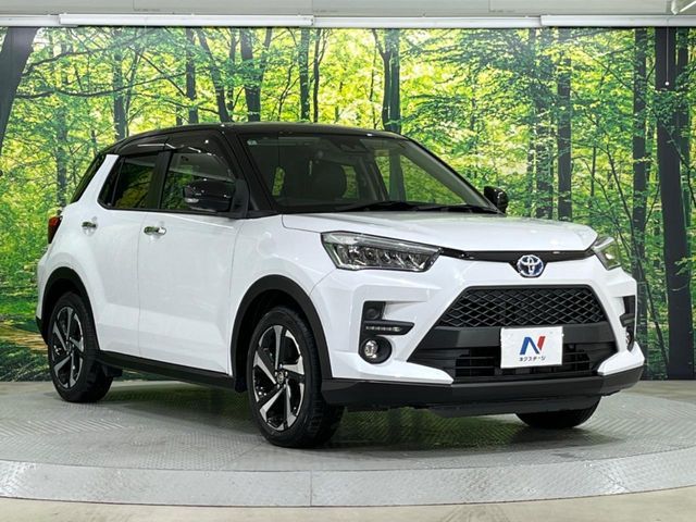 TOYOTA RAIZE HYBRID 2022