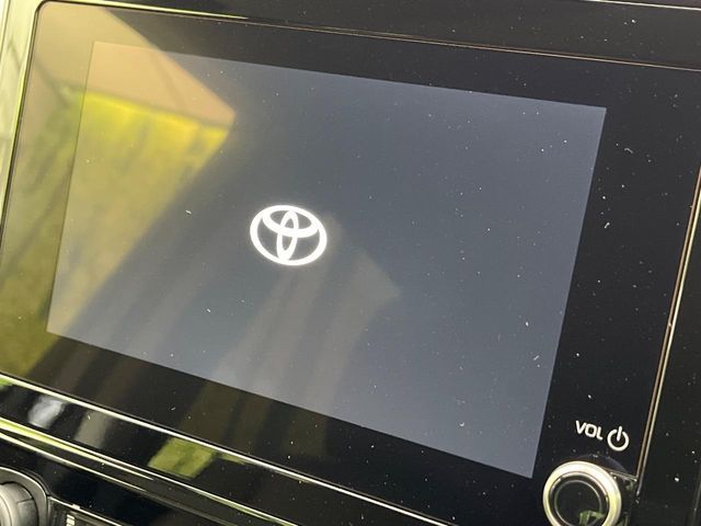 TOYOTA SIENTA HYBRID 2024