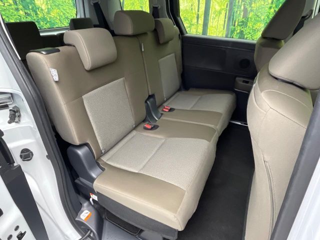 TOYOTA SIENTA HYBRID 2024