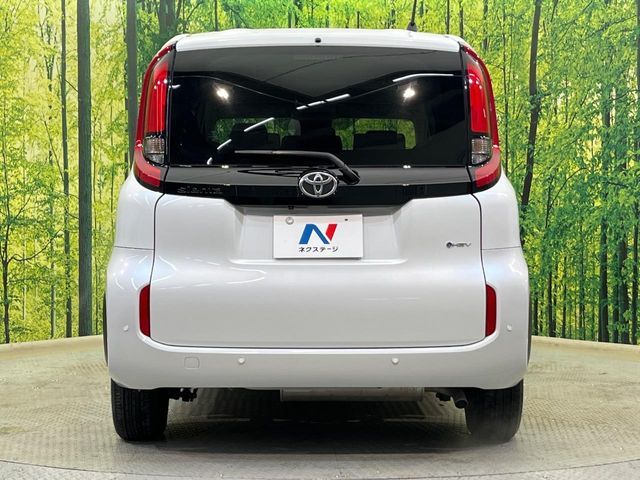 TOYOTA SIENTA HYBRID 2024