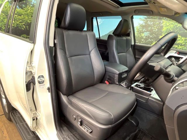 TOYOTA LANDCRUISER PRADO 2022