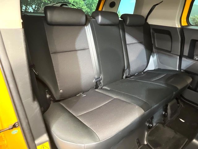 TOYOTA FJ CRUISER 4WD 2011