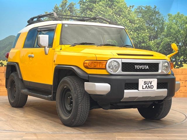 TOYOTA FJ CRUISER 4WD 2011