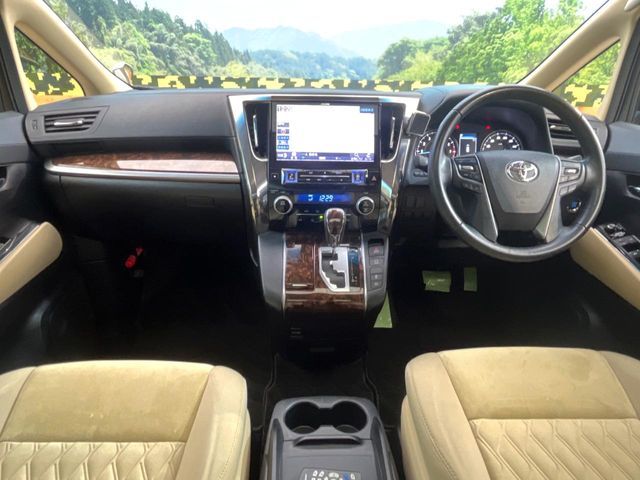 TOYOTA ALPHARD 2019