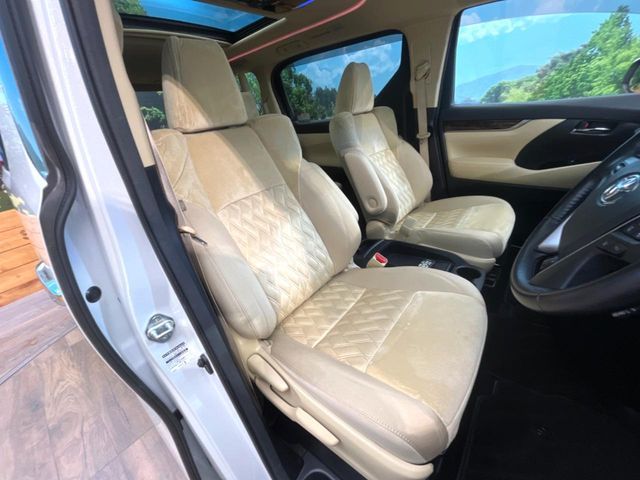 TOYOTA ALPHARD 2019