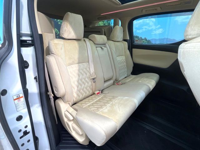TOYOTA ALPHARD 2019