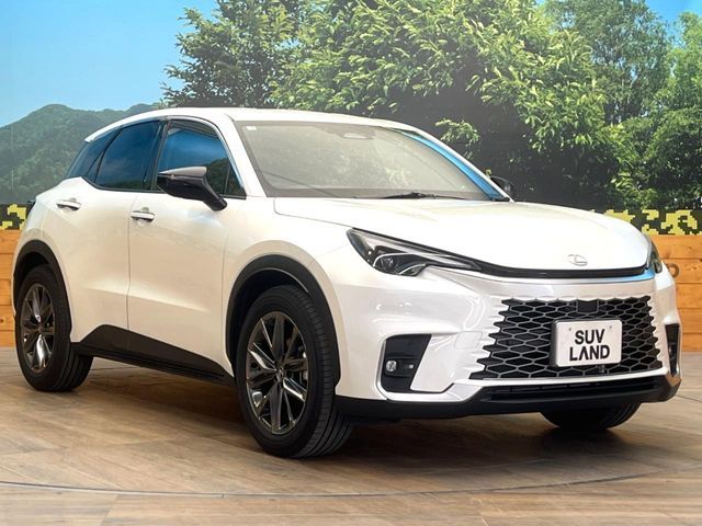 TOYOTA LEXUS LBX 2025