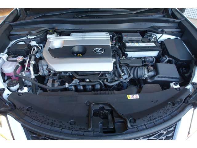 TOYOTA LEXUS UX200 2023