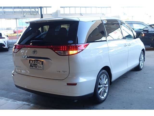 TOYOTA ESTIMA 2012