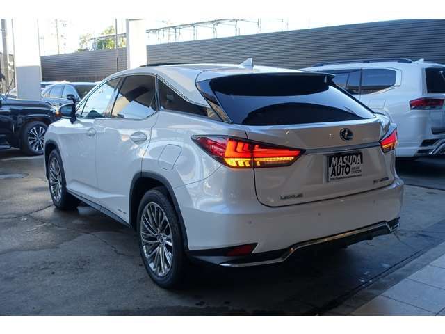 TOYOTA LEXUS RX450h AWD 2022