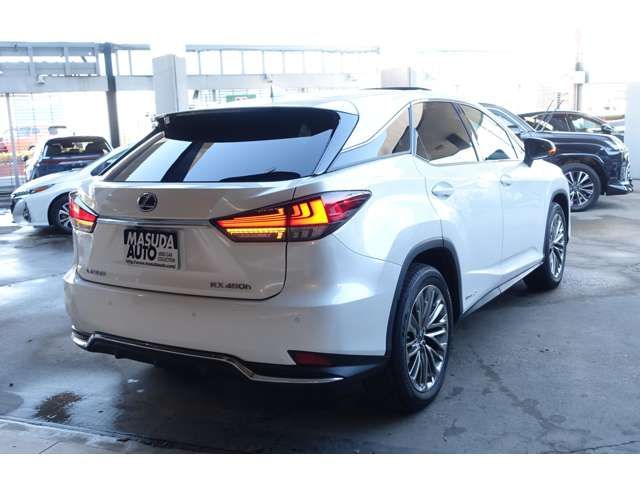 TOYOTA LEXUS RX450h AWD 2022