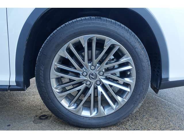 TOYOTA LEXUS RX450h AWD 2022