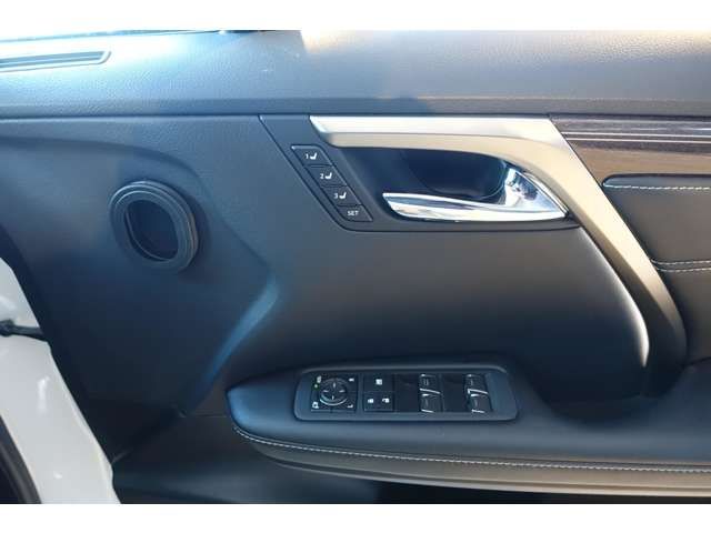 TOYOTA LEXUS RX450h AWD 2022