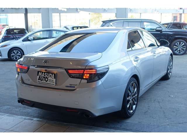 TOYOTA MARK X 2019