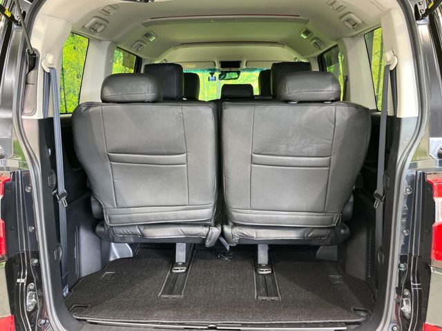 MITSUBISHI DELICA D:5 4WD 2023