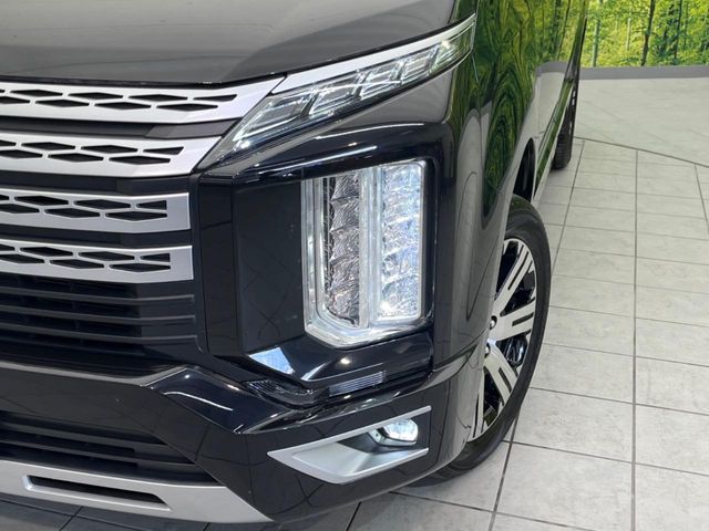 MITSUBISHI DELICA D:5 4WD 2023